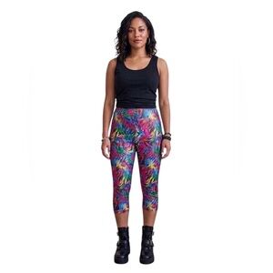 Multi-colored Zebra Print Three-quarter Pants
